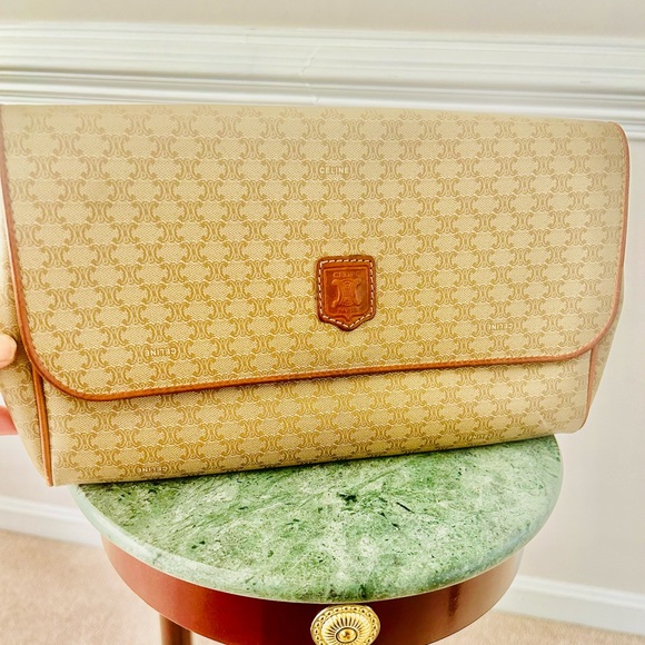 Celine Vintage CC logo large clutch - Picture 1 of 15